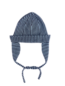 TWO T hat, Stripes